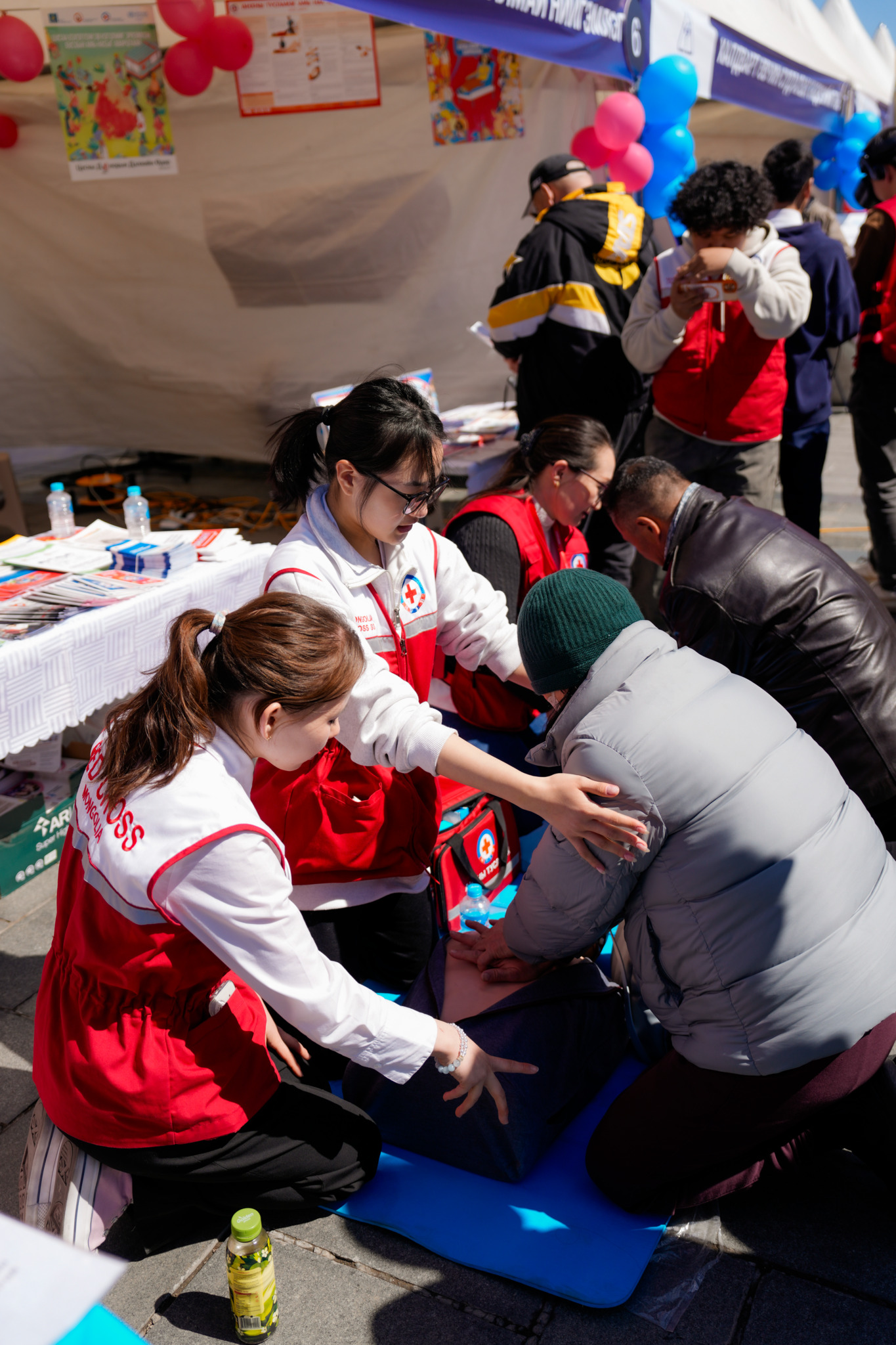 Эрүүл мэндийг дэмжих нээлттэй хаалганы өдрүүд үргэлжилж байна